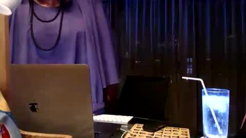 My name is Sissy or more fully Suzanna Aprilia Maria Mariquita Catarina Chinita Banci. Soy una puta - que chimba ladybug online show from 12/02/25, 02:12