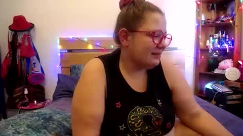 suzie stardust online show from 02/04/26, 11:53