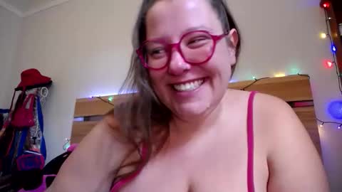 suzie stardust online show from 02/16/26, 12:29