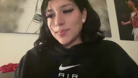 Snapshot of suzyishellawet chatting on 09/28/25, 05:46 Suzy online show from 09/28/25, 05:46