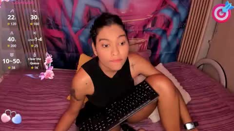 suzzann_rugg online show from 09/14/25, 10:53