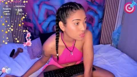 suzzann_rugg online show from 10/14/25, 08:53