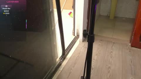 Snapshot of sven_basquiat chatting on 02/08/26, 07:28 Sven online show from 02/08/26, 07:28