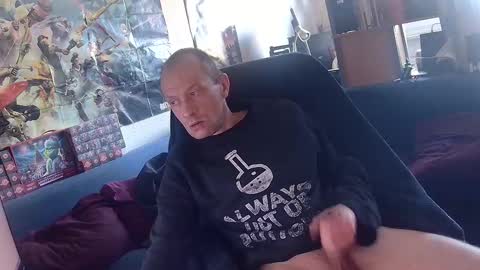 Snapshot of svenerd______ chatting on 02/15/26, 08:35 svenerd______ online show from 02/15/26, 08:35