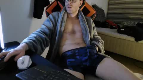 Snapshot of swe9090 chatting on 03/08/25, 02:34 swe9090 online show from 03/08/25, 02:34