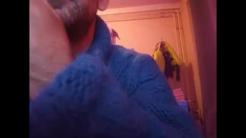 sweaterboy666 online show from 10/16/25, 01:39