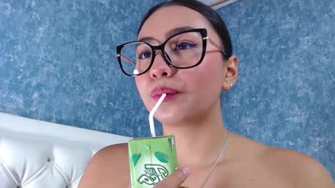 Amy  IG sweeet amy0 online show from 12/17/24, 11:59