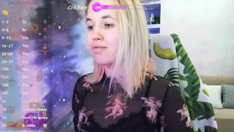 Snapshot of sweeet_bee chatting on 12/08/24, 06:54 Melisa online show from 12/08/24, 06:54