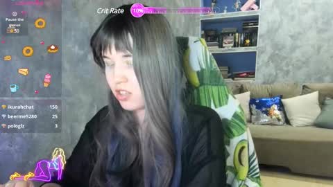Snapshot of sweeet_bee chatting on 02/13/25, 11:50 Melisa online show from 02/13/25, 11:50