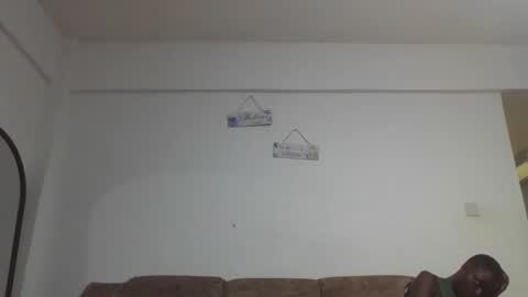 sweerie20 online show from 12/16/25, 07:24