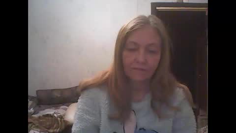 Snapshot of sweet4blonde609 chatting on 02/18/26, 05:47 sweet4blonde609 online show from 02/18/26, 05:47