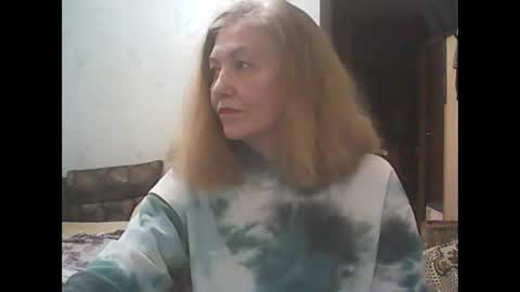 Snapshot of sweet4blonde609 chatting on 06/01/26, 02:30 sweet4blonde609 online show from 06/01/26, 02:30