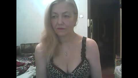 sweet4blonde67 online show from 01/08/25, 07:13
