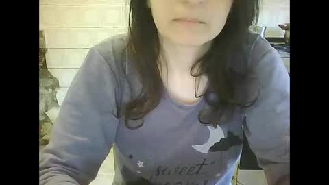 Snapshot of sweet4y0u chatting on 04/19/26, 04:17 sweet4y0u online show from 04/19/26, 04:17