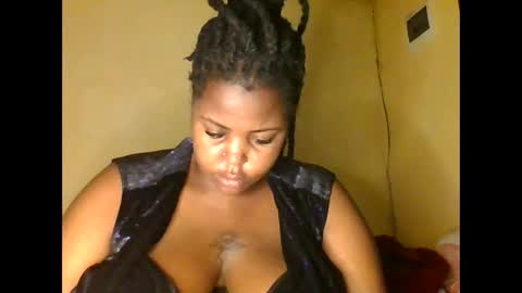 Snapshot of sweet52537 chatting on 02/21/25, 12:06 sweet52537 online show from 02/21/25, 12:06