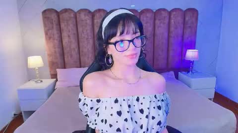 Sweet 1Angel online show from 02/01/26, 04:11