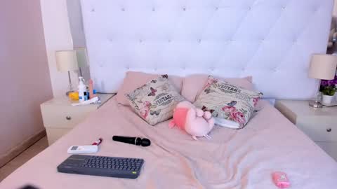 Abby online show from 09/25/25, 08:34