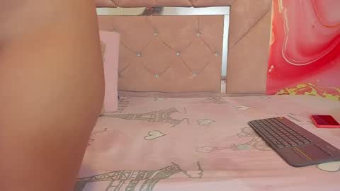 sweet__luna__ online show from 03/30/26, 11:00