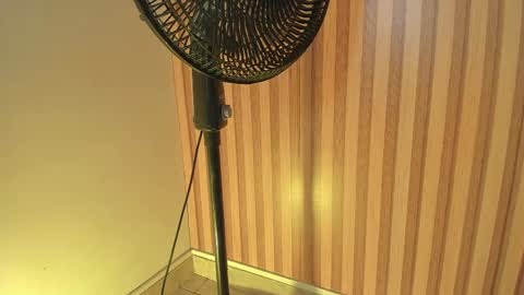 Snapshot of sweet__luna__ chatting on 05/01/26, 11:04 sweet__luna__ online show from 05/01/26, 11:04