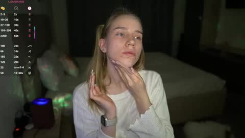 Michelle online show from 11/02/25, 09:06