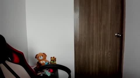 Snapshot of sweet__suck69bitch chatting on 02/15/25, 10:31 sweet__suck69bitch online show from 02/15/25, 10:31