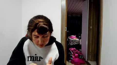 Snapshot of sweet__suck69bitch chatting on 02/19/25, 05:16 sweet__suck69bitch online show from 02/19/25, 05:16