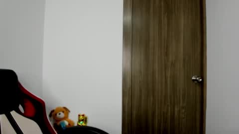 Snapshot of sweet__suck69bitch chatting on 02/21/25, 03:12 sweet__suck69bitch online show from 02/21/25, 03:12