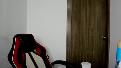 Snapshot of sweet__suck69bitch chatting on 02/22/25, 10:09 sweet__suck69bitch online show from 02/22/25, 10:09