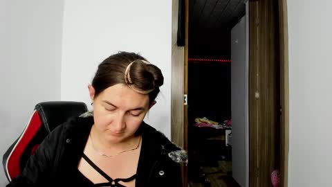 Snapshot of sweet__suck69bitch chatting on 03/07/25, 06:24 sweet__suck69bitch online show from 03/07/25, 06:24