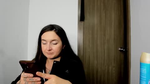 Snapshot of sweet__suck69bitch chatting on 03/09/25, 03:43 sweet__suck69bitch online show from 03/09/25, 03:43