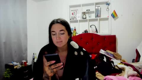 sweet__suck69bitch online show from 05/20/26, 09:59