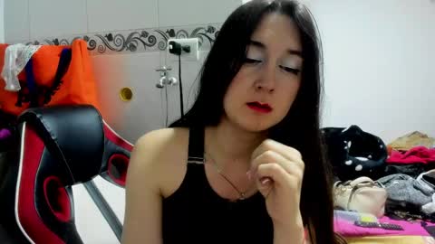 sweet__suck69bitch online show from 06/01/26, 08:38