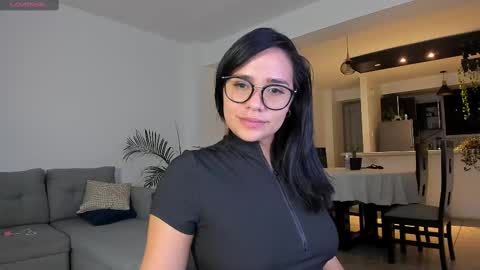 Snapshot of sweet_ailin chatting on 11/20/25, 11:26 sweet_ailin online show from 11/20/25, 11:26