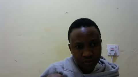 Silvia online show from 12/18/25, 01:22