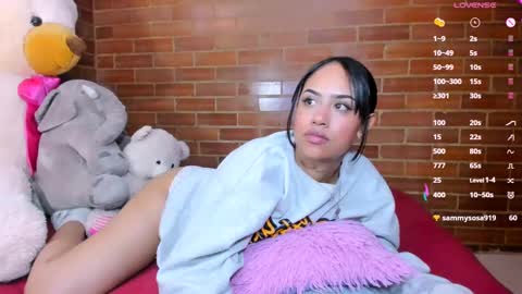 Stephanie online show from 02/14/25, 03:58