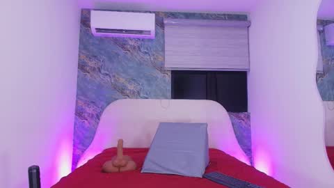 Ariel online show from 03/03/26, 03:12