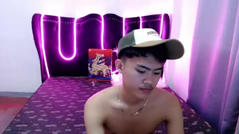 sweet_asians_fucker21 online show from 01/11/26, 04:34