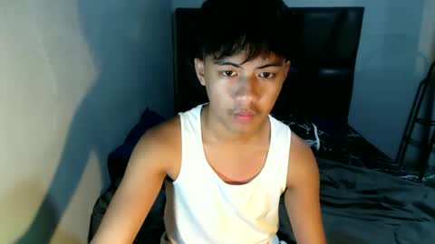 Snapshot of sweet_asinkurt chatting on 04/19/26, 11:53 sweet_asinkurt online show from 04/19/26, 11:53