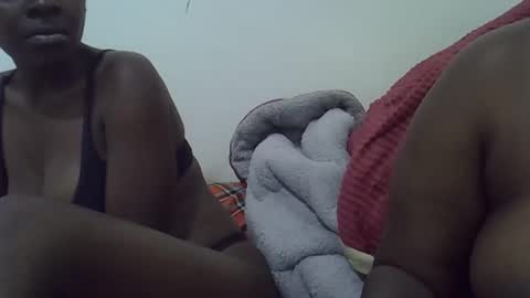 Queen online show from 03/01/26, 07:38