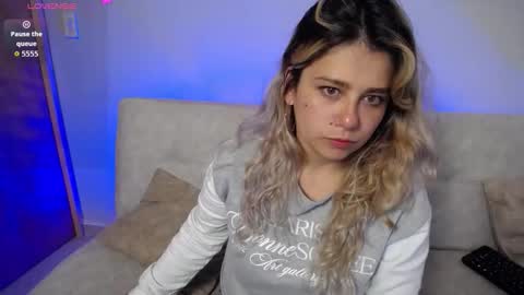 Bella Valery online show from 11/16/25, 07:03