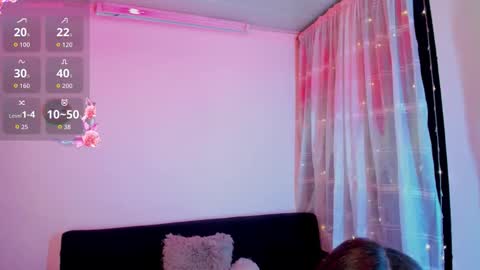 Bella online show from 03/25/26, 04:18