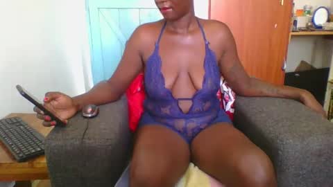 bella online show from 02/26/25, 02:14