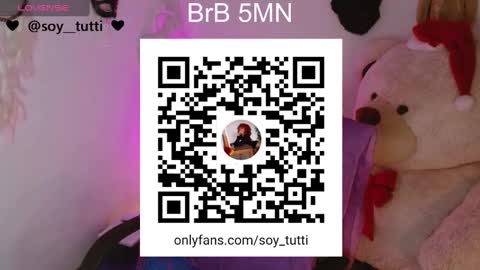 Snapshot of sweet_bluee chatting on 01/07/25, 01:59 Tutti  online show from 01/07/25, 01:59