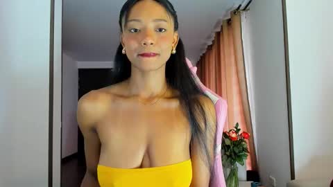 sweet_brunette88 online show from 03/09/26, 08:02