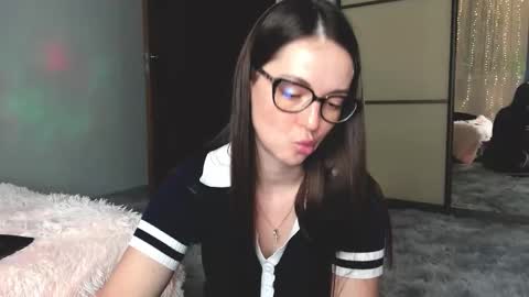 Christina online show from 12/19/25, 02:57