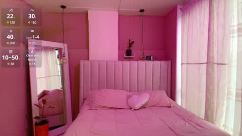 Camila online show from 12/30/24, 09:29