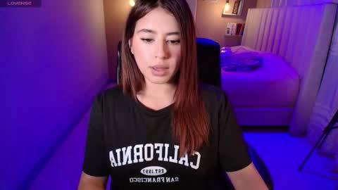 Camila online show from 03/10/25, 02:28