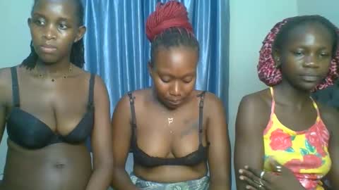 Camila online show from 12/21/25, 04:25