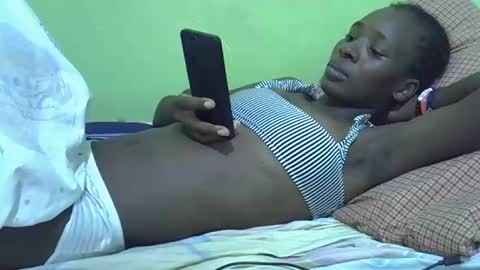 sweet_candie01 online show from 12/14/25, 11:37