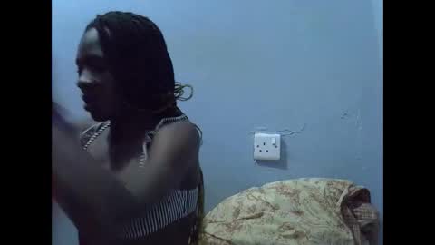 sweet_candie01 online show from 03/16/26, 05:50